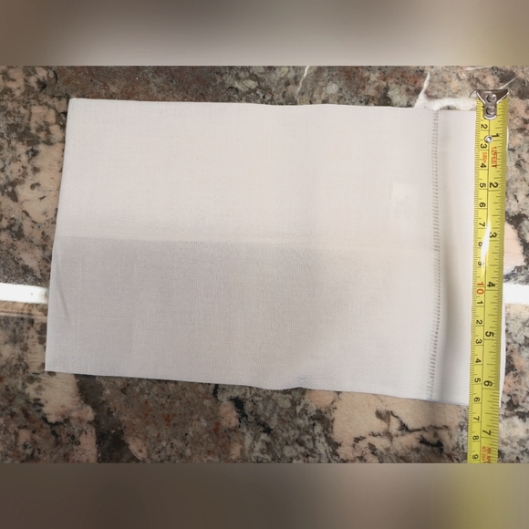 2/$18 NWOT Funny Holiday Hand Towel - Picture 5 of 5